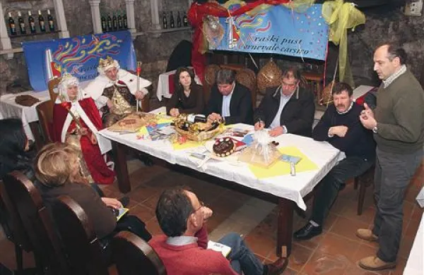 Na predstavitvi Kraškega pusta v Sežani (z desne): Mirko Sardoč, Ivan Žiberna, Igor Malalan in   Davorin Terčon
