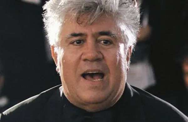 Španski režiser Pedro Almodovar bo poleti začel snemati pikantno komedijo