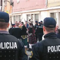 Policija z veseljaki ni imela veliko dela