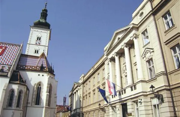  Stopnja DDV, ki se je dvignila s 23 na 25 odstotkov, bo ena najvišjih v Evropi, na Hrvaškem zato pričakujejo val podražitev