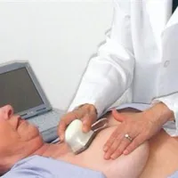 Vsaka ženska bi si morala redno pregledovati dojke, v primeru neobičajnih tvorb pa nemudoma oditi na pregled k zdravniku 