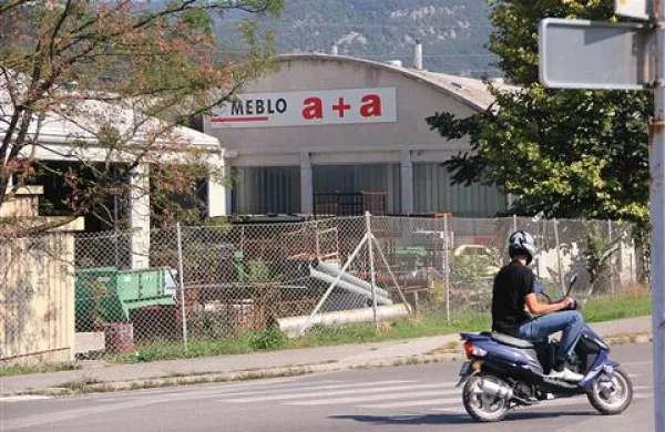 Agonija Mebla a+a, ki sta jo zakuhala Vegrad in SCT, se je zdaj končala s stečajem in odpovedmi za 50 zaposlenih