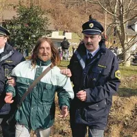 Policisti so aretirali 19 ljudi