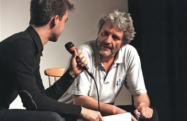 S Tomom Križnarjem se je po izolski projekciji pogovarjal Marko Gavriloski 