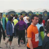 Takšna množica potrebuje veliko stranišč