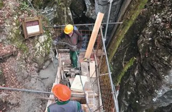 Razgledana točka pri Medvedovi glavi je zdaj varna