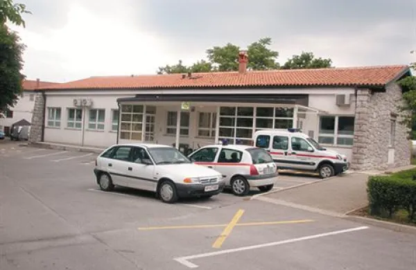 V Združenju  zdravstvenih zavodov opozarjajo na katastrofalne razmere, ki so zavladale v javnem zdravstvu po zaslugi Zavoda za zdravstveno zavarovanje