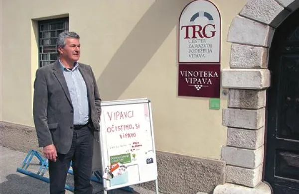 Jožef Člekovič in zavod Trg sta bila že večkrat “na tapeti”. Občina ga sedaj želi preoblikovati v podjetje, ki bi več denarja služilo samo. 