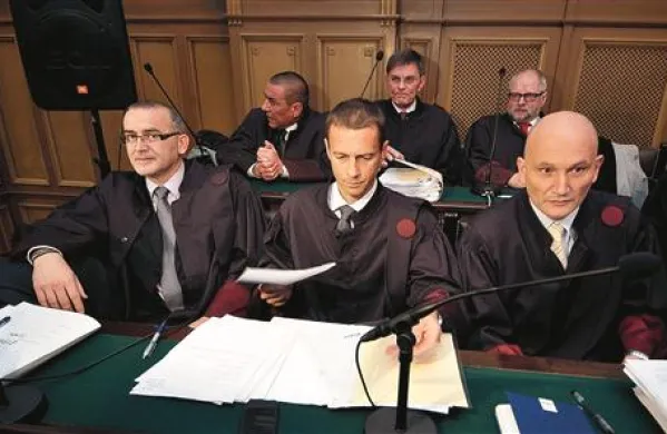 Zagovorniki obtoženih v zadevi Čista lopata zahtevajo oprostilno sodbo za svoj stranke 