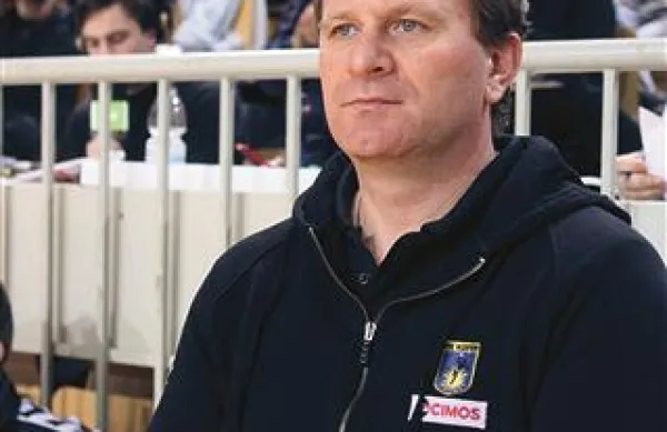Trener Cimosa Kopra Fredi Radojkovič