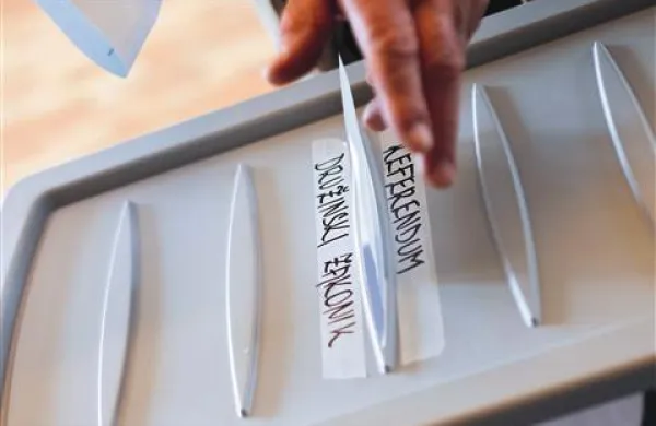 Lista Virant ponovno izpostavlja pobudo za spremembe referendumske zakonodaje