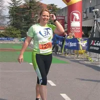Tatjana Kuhar se  na progi preganjala  krče in se preobuvala, na cilju pa je bila videti sveža 
