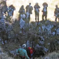 Krasoslovci poudarjajo, da lahko  onesnaževanje kraških jam preprečimo tudi s pomočjo medijev 