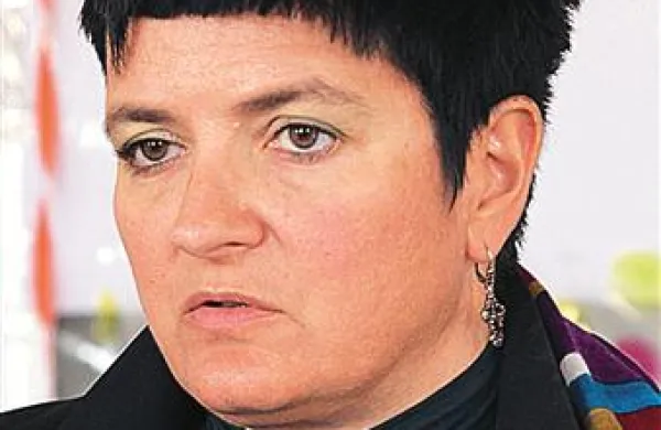 Mojca Jan Zoran: “Finančne obveznosti bosta poravnali ministrstvo za kulturo in občina. Vse je pripravljeno, verjamem, da se bodo zadeve res hitro odvile. Denar je v proračunu, kakšen dan pa je potreben, da se zadeve izpeljejo.” 