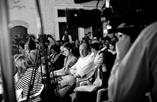 Mednarodni filmski festival Kino Otok se že osmič vrača v Izolo. Svoja filmska vrata bo odprl 30. maja, zaprl pa jih bo 3. junija.