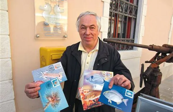 Mitja Jančar je oblikoval   peto znamko, žig in razglednico, tokrat z motivom špara