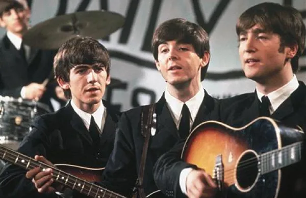 Se bodo sinovi Beatlesov, tako kot njihovi očetje, združili na odru?