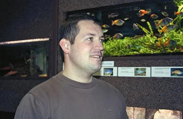 Dr. Dejan Gmajner