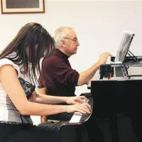 Vladimir Viardó z učenko na včerajšnjem mojstrskem tečaju v Novi Gorici