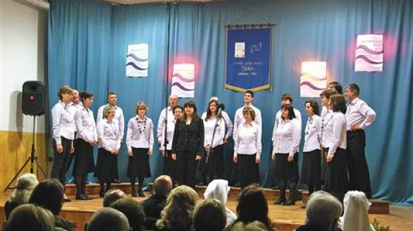 &ldquo;Včasih pomeni zbor  obstoj vasi&rdquo;