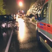 Zaradi nesreče je bila cesta Plave-Solkan povsem zaprta 