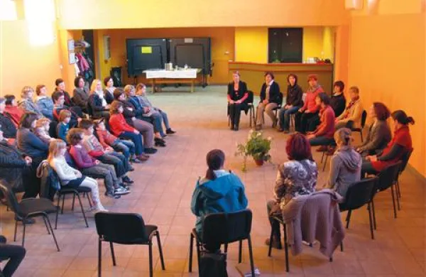 Pripovedovanje pravljic: zelo lahko ali zelo težko? Najbrž drži oboje.