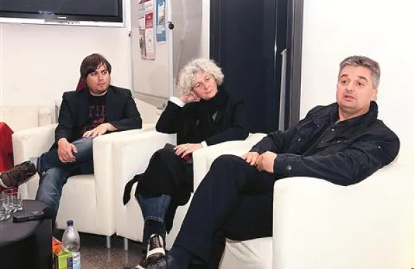 Z leve: Matija Stepišnik, Sandra Bašić Hrvatin in Goran Novković