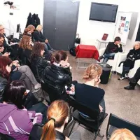  V popolnem (medijskem) svetu bi temu, čemur so študenti prisluhnili na včerajšnji okrogli mizi, moral slediti vsak slovenski novinar