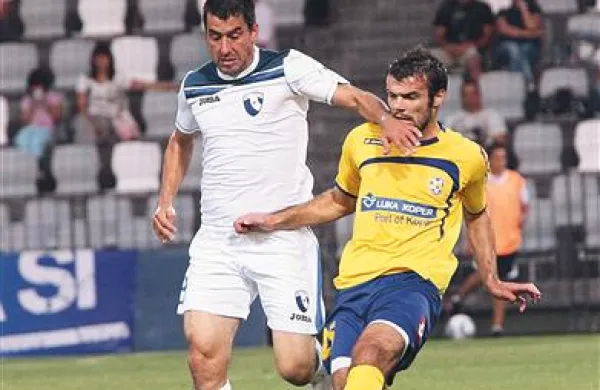 Koprčani so spomladi grizli in pred zadnjim primorskim derbijem v sezoni 2011/12 ujeli Gorico