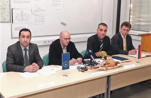 Bekim Halilai, Mario Čepin, Dean Jurič in  Tomaž Peršolja so se strinjali, da brez dobrega sodelovanja vseh sodelujočih policij in tožilstev ne bi stopili na prste članom dobro organizirane kriminalne združbe