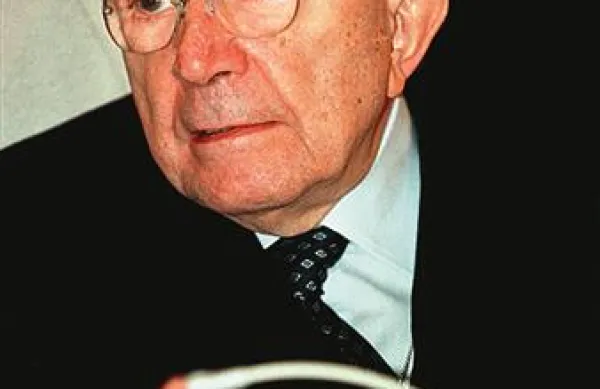Giulio Andreotti je 14. januarja dopolnil 93 let