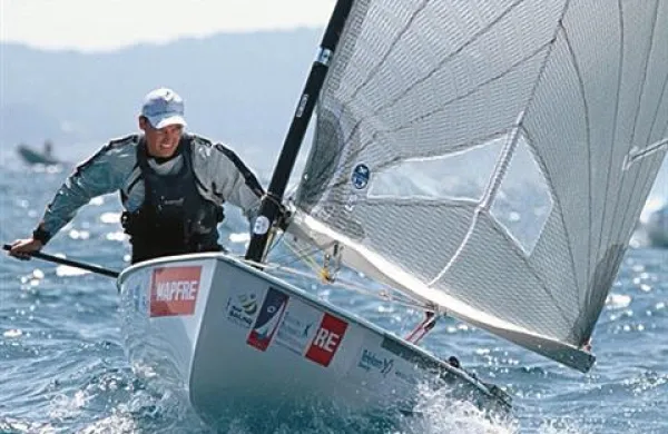 Vasilij Žbogar, najuspešnejši slovenski jadralec doslej, je v domači Izoli med kratkim premorom med tekmovanji in pripravami na letošnje olimpijske igre zatrdil, da si tudi v Londonu želi poseči v sam vrh