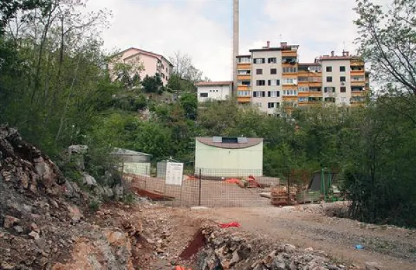 Občina Hrpelje-Kozina bo najbrž morala najeti dodatno   posojilo, da bo lahko plačala preureditev stare čistilne naprave v črpališče 