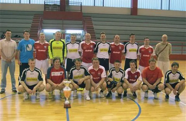 Skupinski posnetek veteranov