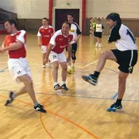 Iztok Kravanja (desno) pri strelu
