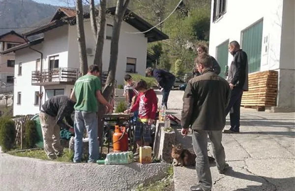 Uredili okolico slapa Sopota v Podmelcu