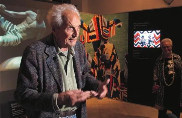 Ottavio Missoni: “Nikoli nisem dejal, da je moje delo umetnost. Uporabljam različne materiale in barve. Morda lahko kdo v moji obrti najde kanček umetnosti, a o tem sam ne razsojam. Umetnost ni  bila moj cilj, čeprav so se moja dela znašla na pobudo drugih tudi v galerijah po svetu.” 