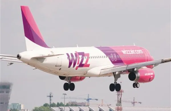Madžarski nizkocenovni letalski prevoznik Wizz Air, ki se po nekaj letih vrača na Letališče Jožeta Pučnika, bo Ljubljano znova povezal z Brusljem in Londonom