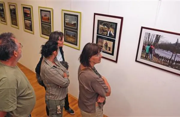 V  stari šoli v Temnici so odprli razstavo fotografij Igorja Maherja