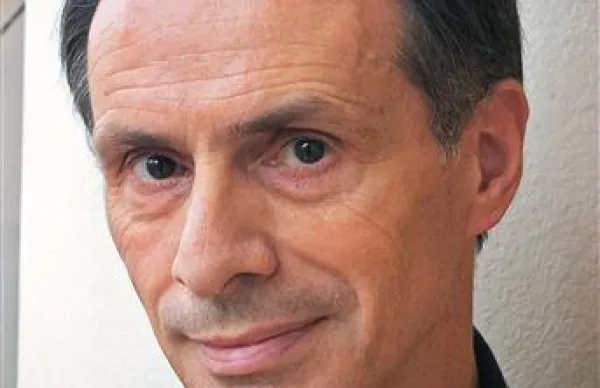 David Albahari: “Edino, česar si književnik ne sme privoščiti, je  slabo pisanje. Žal je največ prav takih književnikov.”