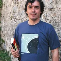 Mircea Cartarescu, lanski vileniški nagrajenec, se letos, ko   izideta dva slovenska prevoda njegovih del, na festival vrača kot udeleženec.  