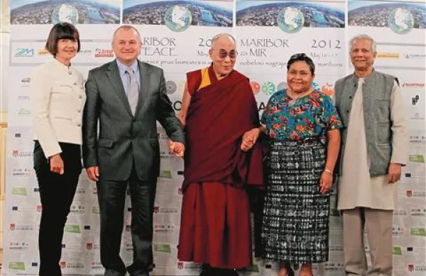 Klimatologinja Lučka Kajfež Bogataj, mariborski župan Franc Kangler, dalajlama Tenzin Gyatso, gvatemalska borka za človekove pravice Rigoberta Menchu Tum in bangladeški ekonomist Muhammad Yunus