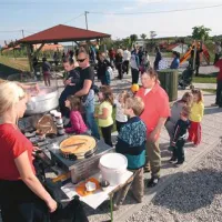 Utrinek s petkovega odprtja igrišča