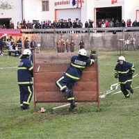 Tekmovalo  je 550 gasilcev