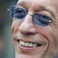 Včeraj je pri 62 letih umrl pevec zasedbe Bee Gees Robin Gibb