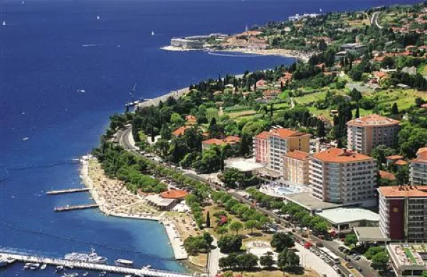 Slovenska podružnica ameriškega proizvajalca programske opreme Microsoft bo od danes do četrtka v Portorožu organizirala že 17. izvedbo svoje letne NT konference (NTK)