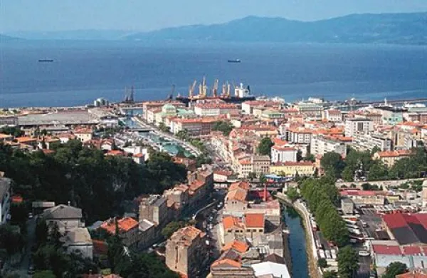 Reka ponovno postaja aktualna za Madžarsko, pa tudi Srbijo
