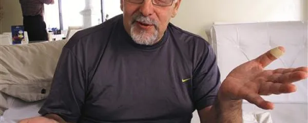 Jorge Bucay: “Nekateri mislijo, da sem pisatelj, ki se mimogrede ukvarja s psihoterapijo, a sem v resnici psihoterapevt, ki mimogrede piše knjige.” 