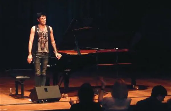 Pianist Maksim Mrvica