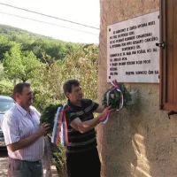 Ob prazniku Krajevne skupnosti Črni Kal in 68. obletnici požiga Gabrovice so v soboto pred tamkajšnjim vaškim domom  pripravili spominsko slovesnost